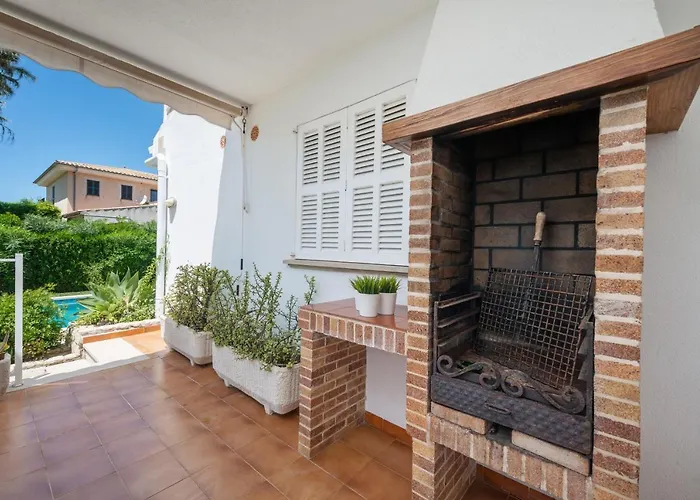 Llorens Вилла Польенса